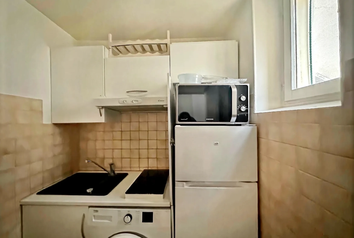 Appartement de 29,8 m² à Saint-Germain-en-Laye - Petite surface dans immeuble historique 
