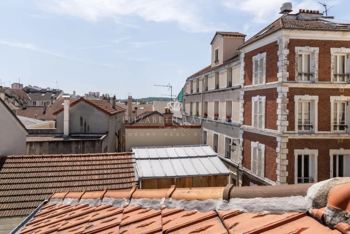 Appartement de 29,8 m² à Saint-Germain-en-Laye - Petite surface dans immeuble historique 