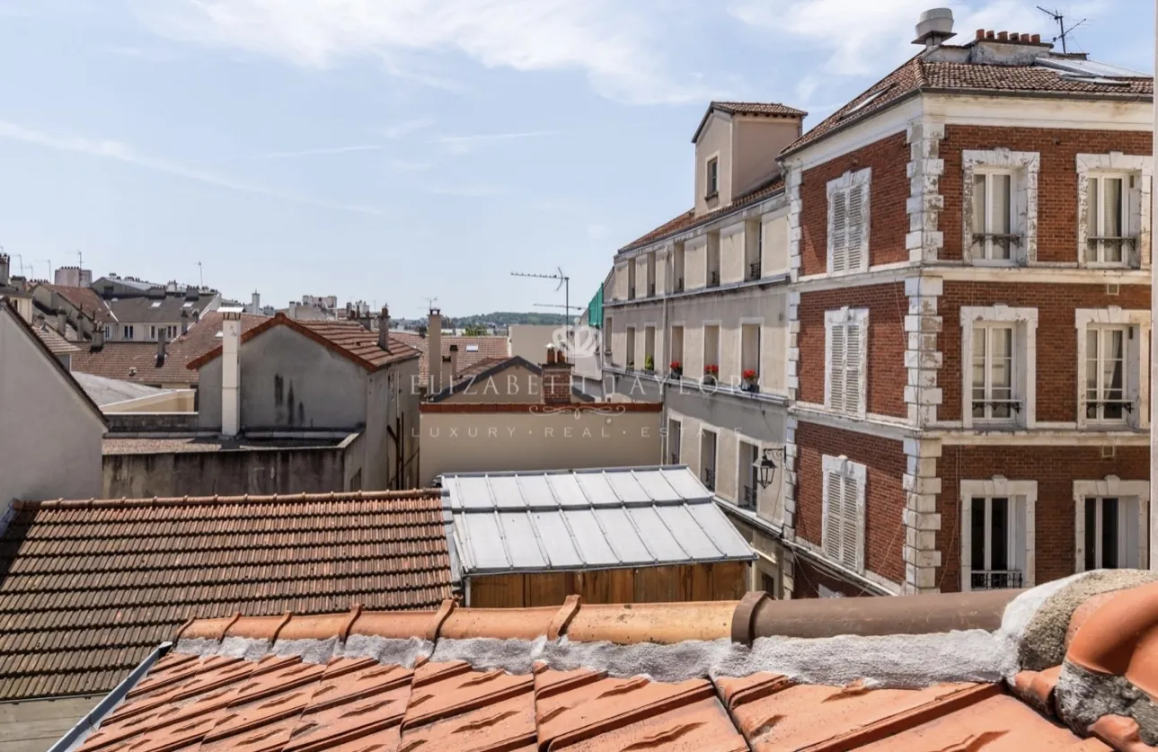 Appartement de 29,8 m² à Saint-Germain-en-Laye - Petite surface dans immeuble historique 
