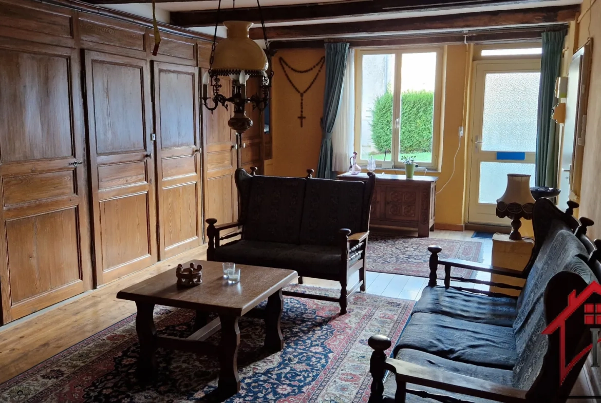 Maison authentique du XVIIIe siècle à Laneuvelle, charme et tranquillité 