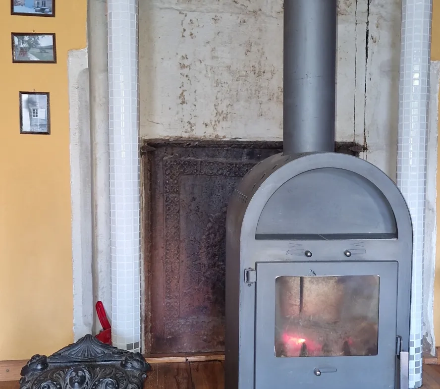 Maison authentique du XVIIIe siècle à Laneuvelle, charme et tranquillité 