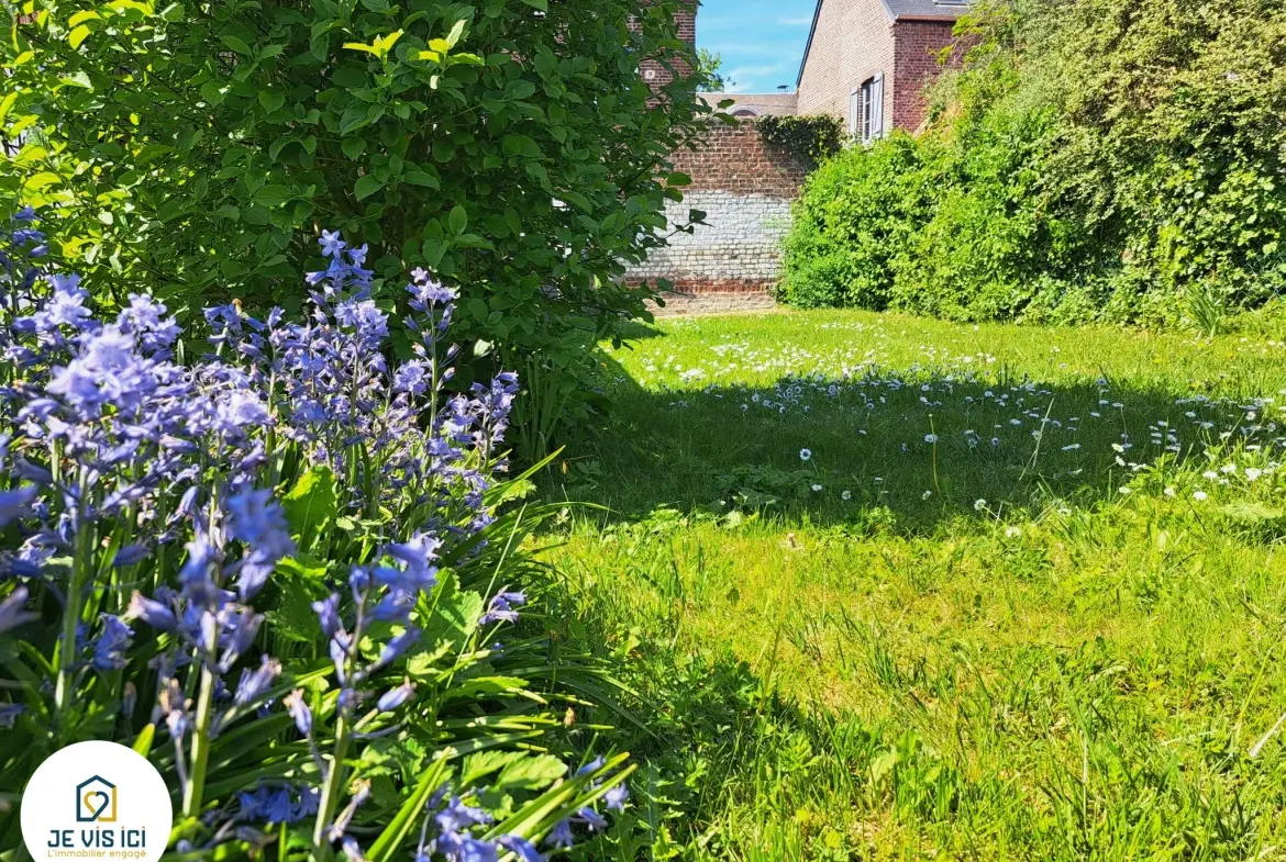 Maison semi-individuelle à Locon près de Béthune avec garage et jardin 