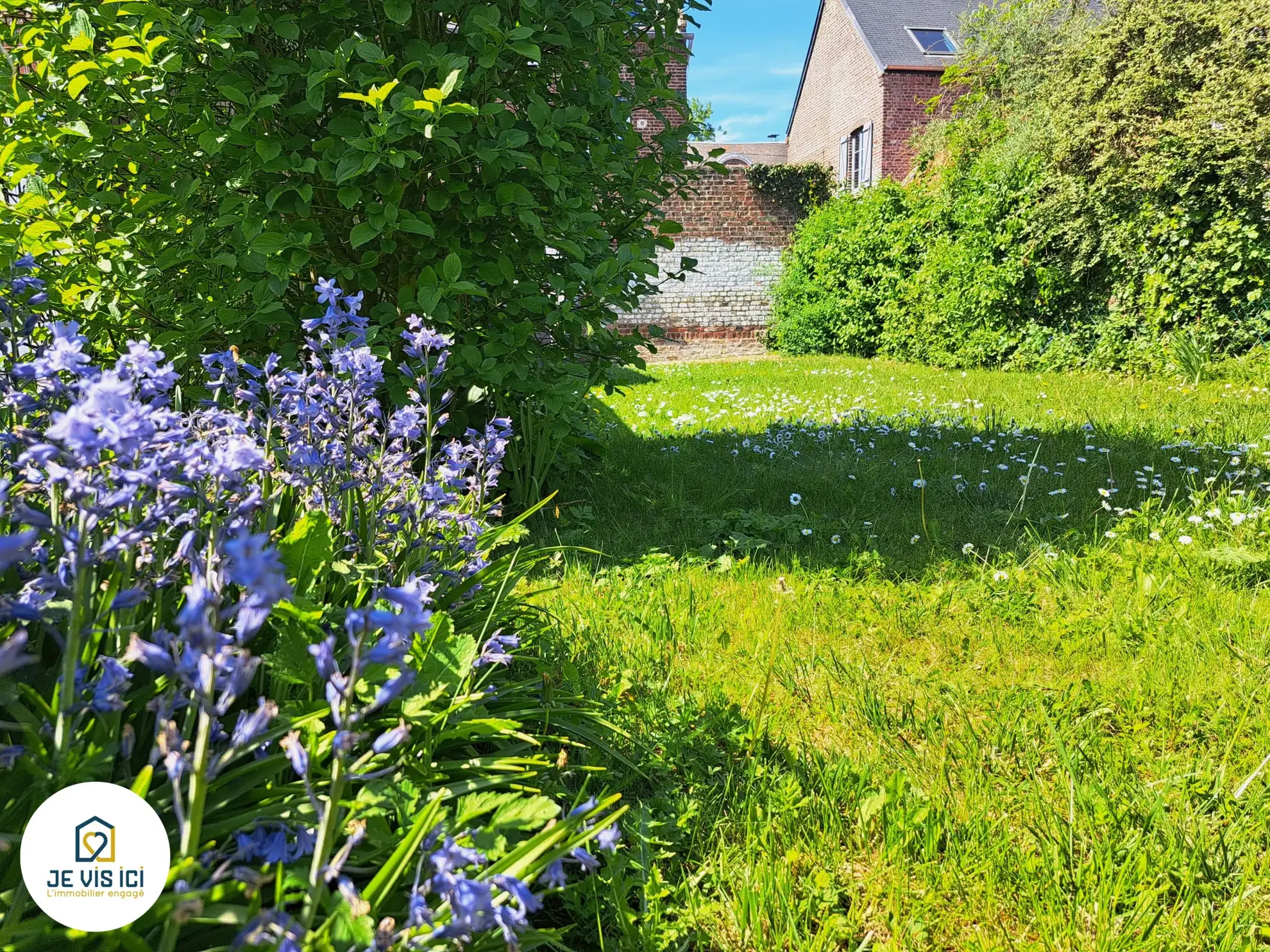Maison semi-individuelle à Locon près de Béthune avec garage et jardin 