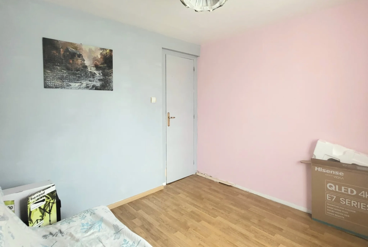 Maison lumineuse à Osny avec jardin sans vis-à-vis et potentiel de parking 