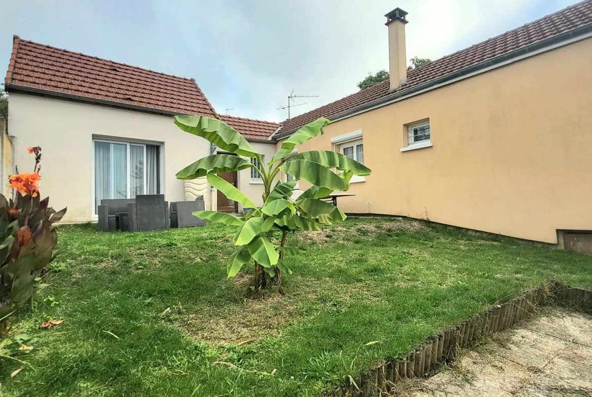 Maison lumineuse à Osny avec jardin sans vis-à-vis et potentiel de parking 