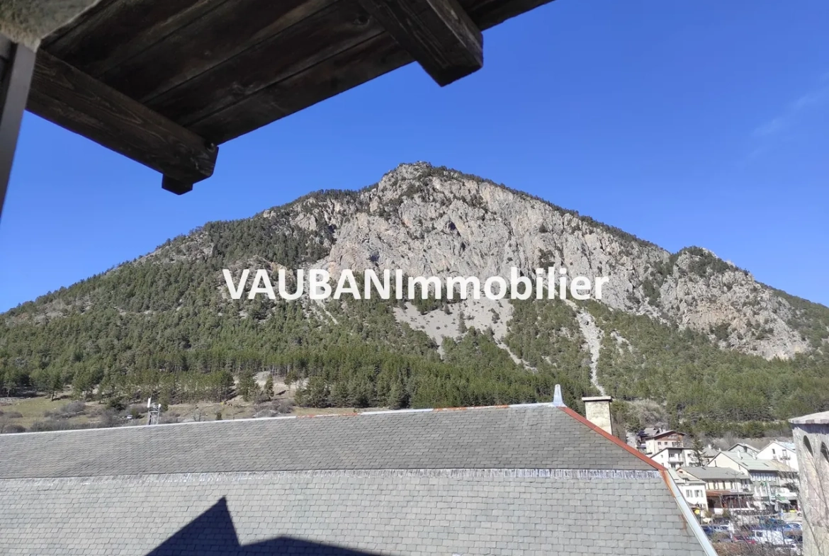 Appartement T2 à vendre à Briançon avec vue sur Vauban - 31,44 m² 