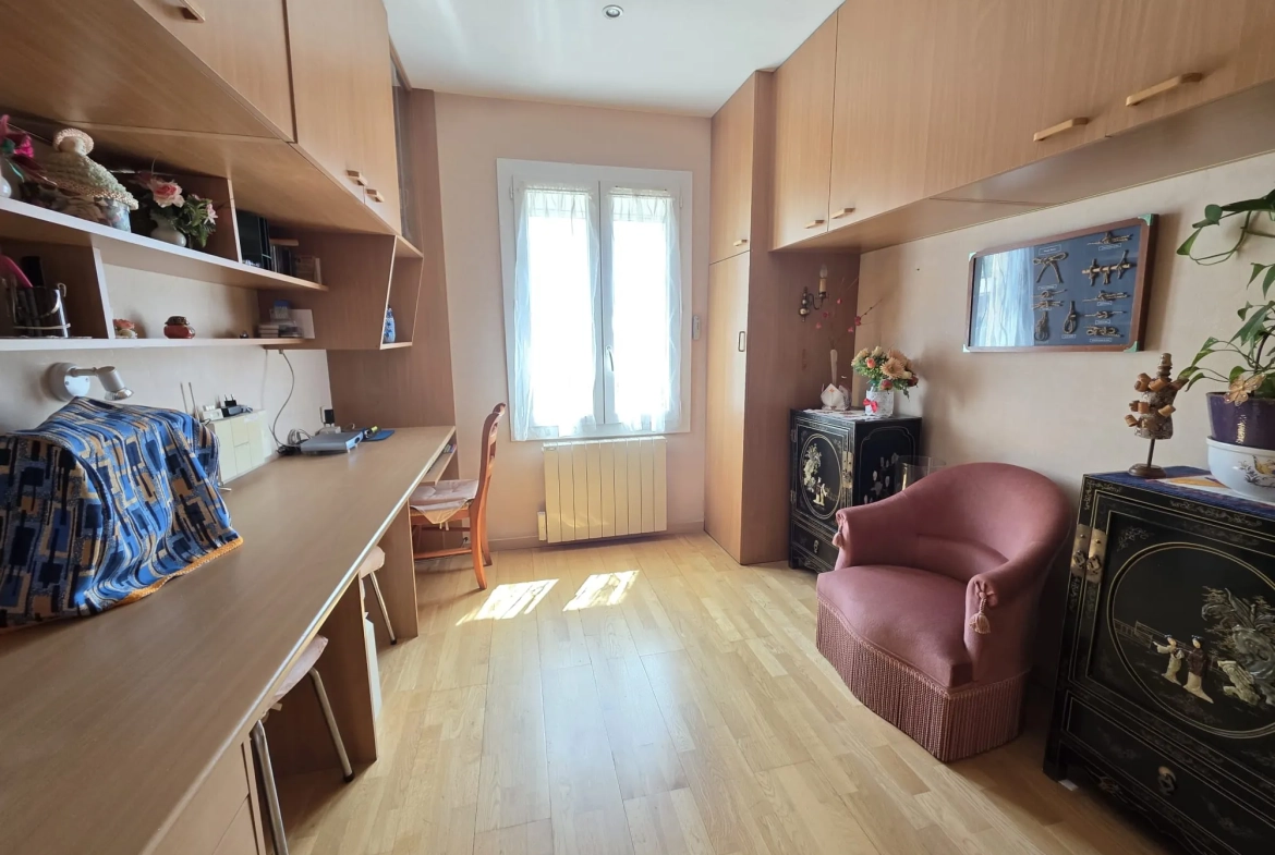Pavillon avec vue sur mer à Port-de-Bouc de 72,77 m² 