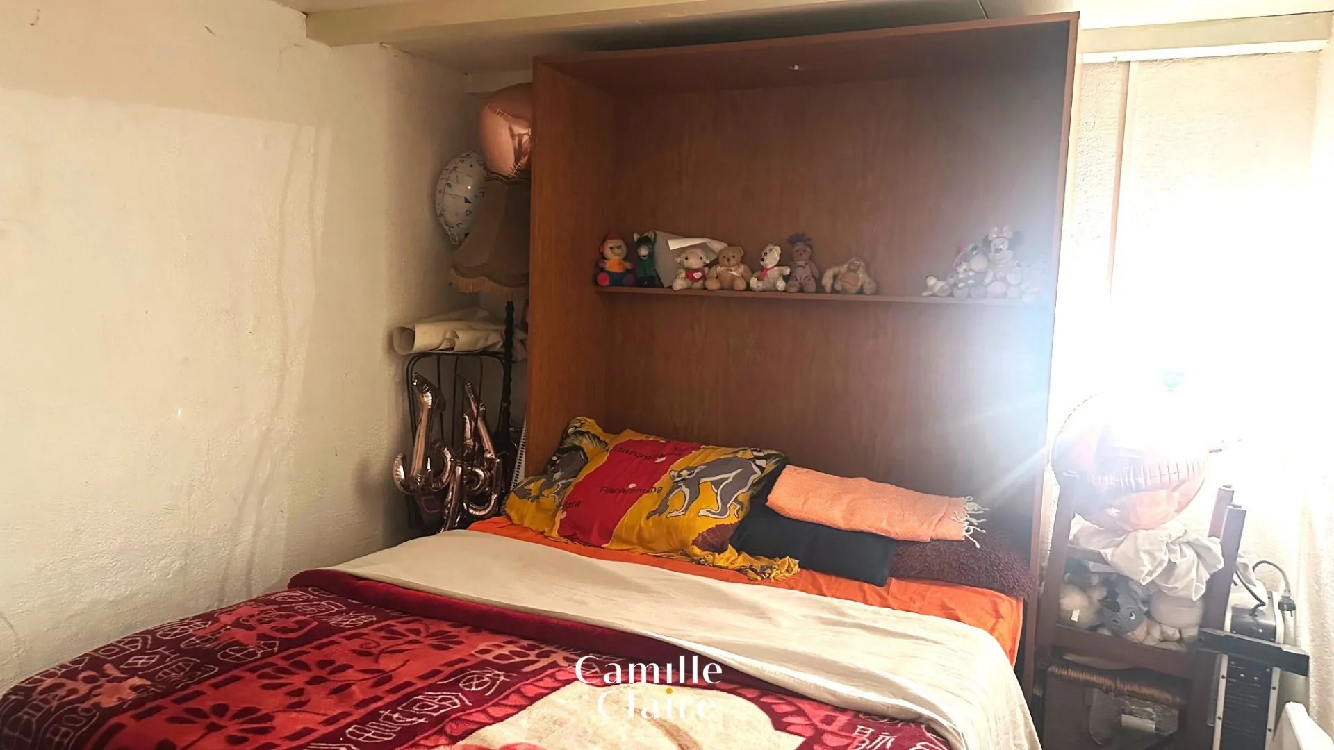 Appartement T2/3 avec cour privée à Marseille La Joliette - Idéal investissement 
