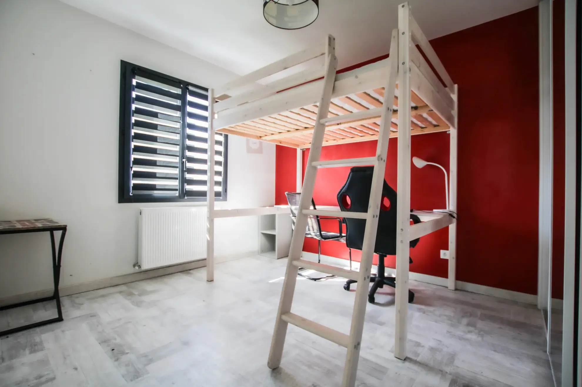 Maison récente de 83 m² à Salignac avec grand terrain dans un secteur calme 