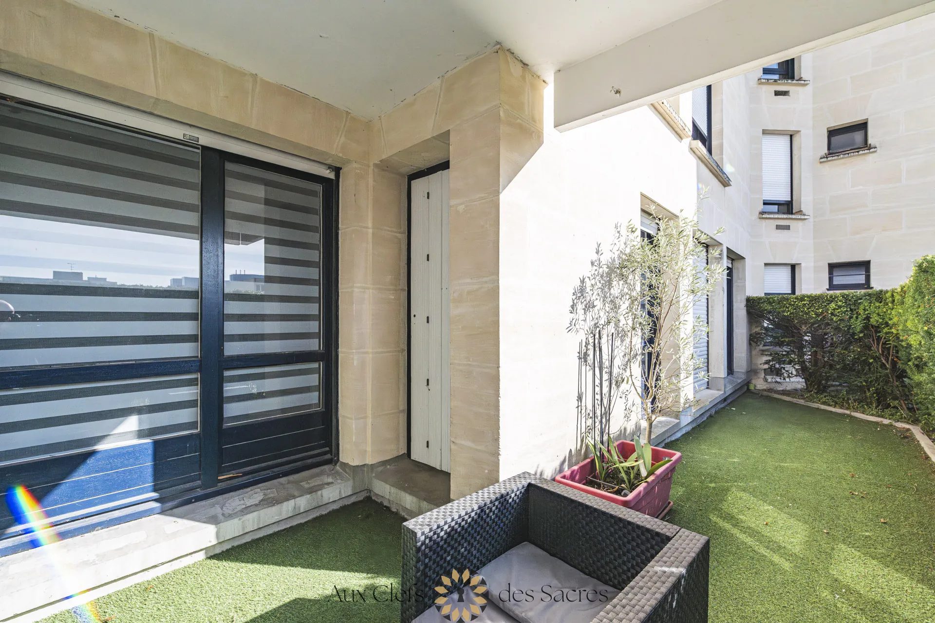 Appartement à vendre à Reims - 4 chambres, terrasse et parking dans le quartier Saint Remi 