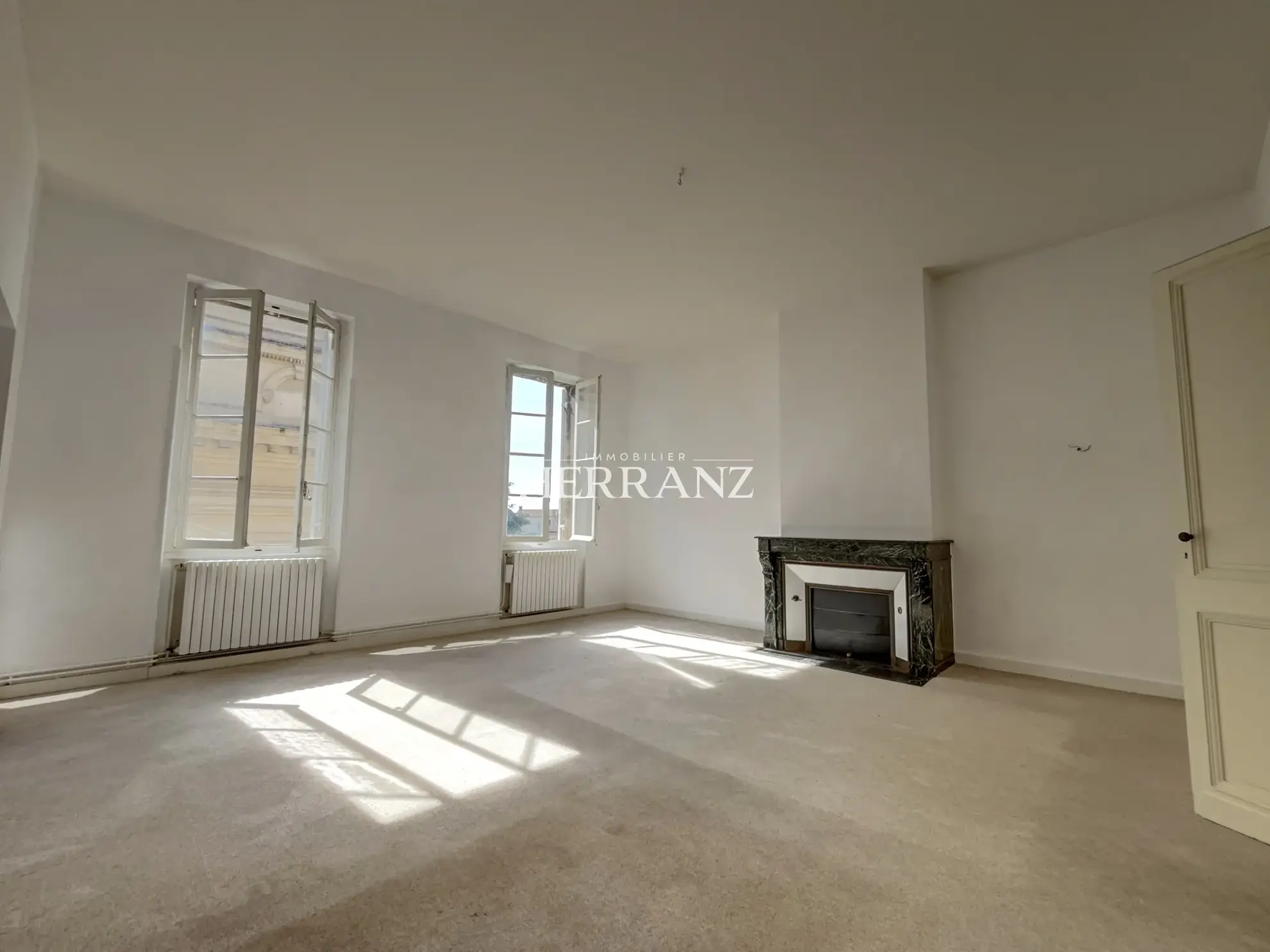 Appartement de standing de 88 m² à Libourne avec 2 chambres et charme ancien 