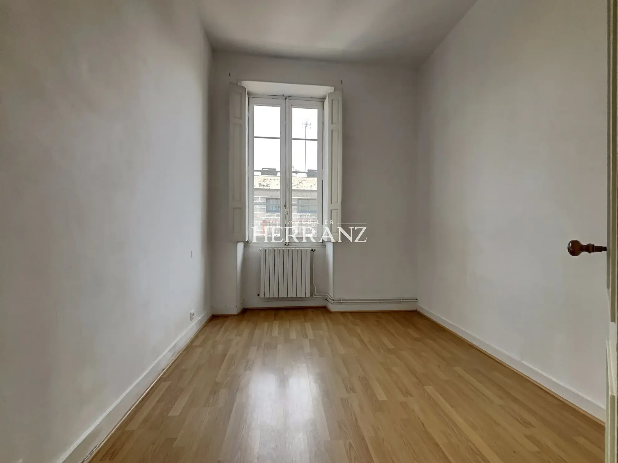 Appartement de standing de 88 m² à Libourne avec 2 chambres et charme ancien 