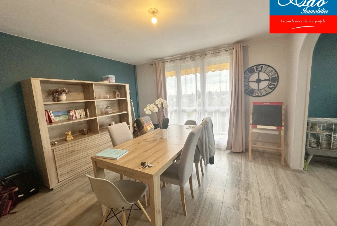 Appartement 5 pièces avec balcon et parking à Troyes, proche centre-ville 