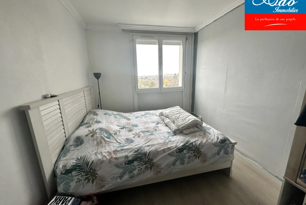 Appartement 5 pièces avec balcon et parking à Troyes, proche centre-ville 