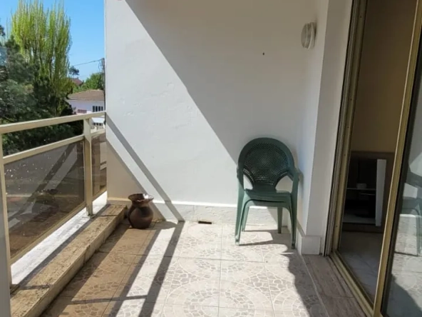 Studio récent avec loggia et vue parc au cœur de Royan 