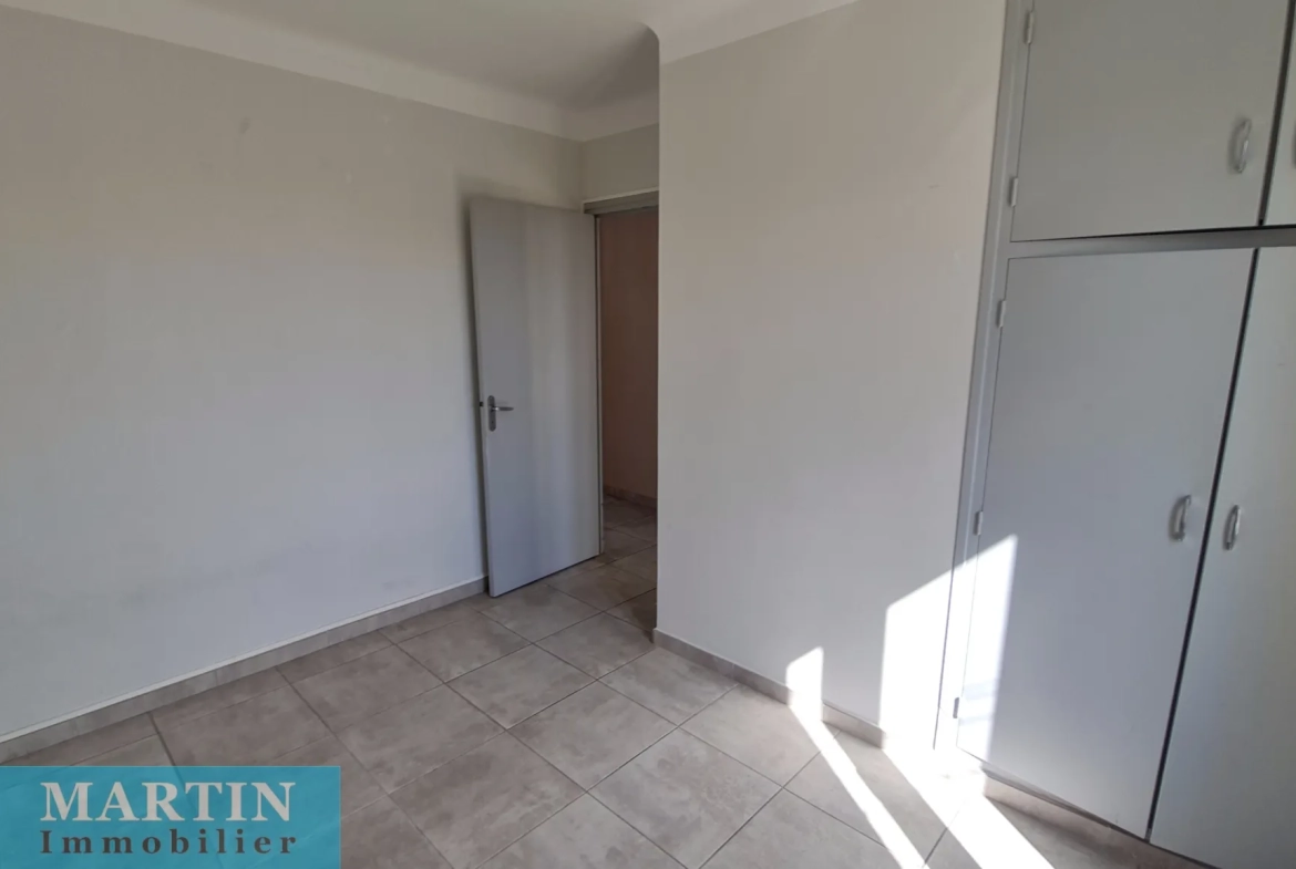 Appartement F3 avec terrasse à Saint-Jean-Pla-de-Corts - 50,85 m² 