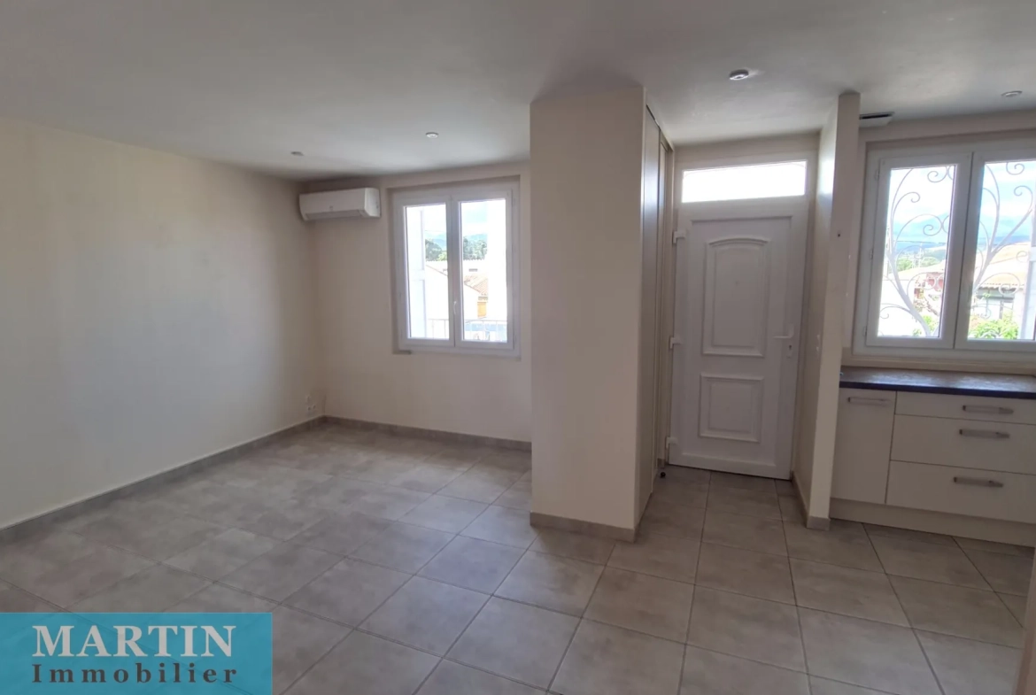 Appartement F3 avec terrasse à Saint-Jean-Pla-de-Corts - 50,85 m² 