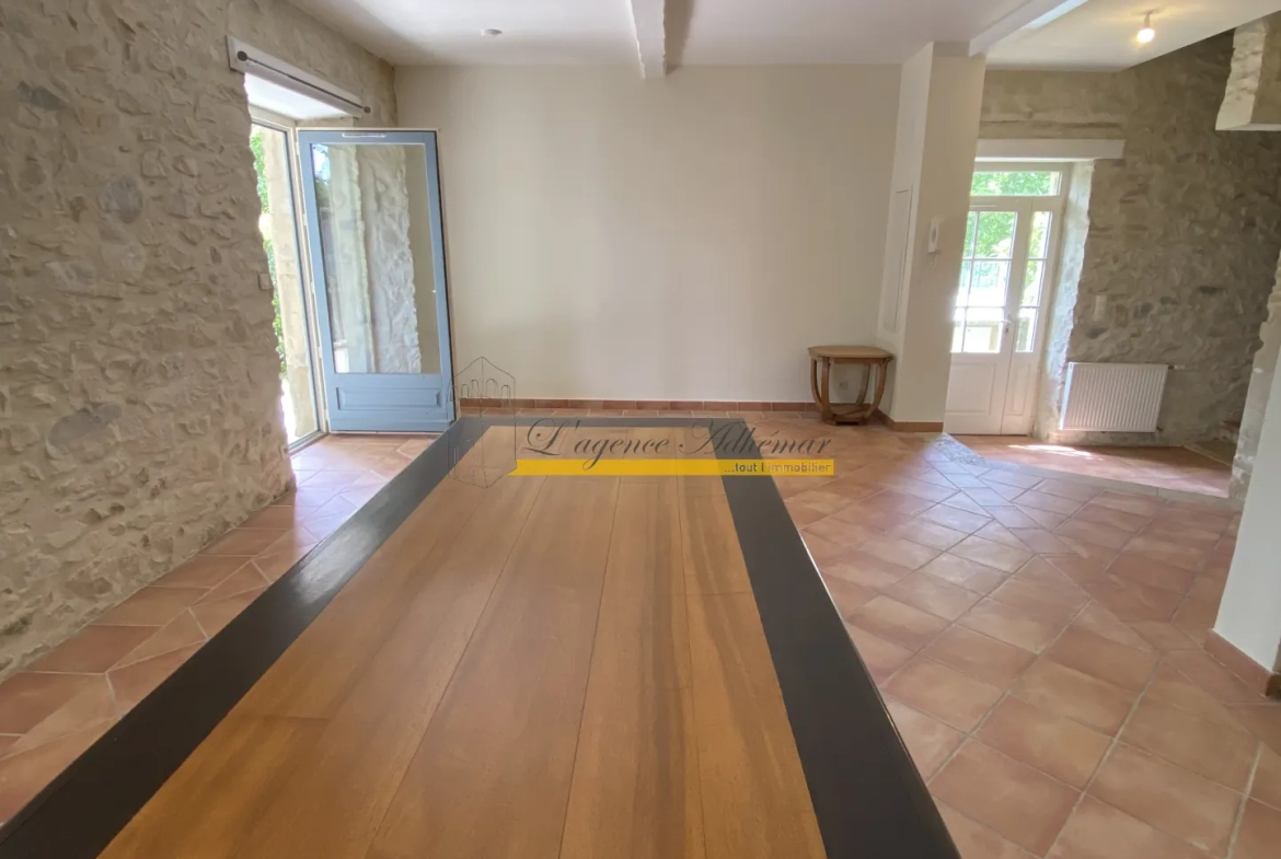 Appartement T4 à vendre avec jardin dans une minoterie rénovée à Montboucher-sur-Jabron 