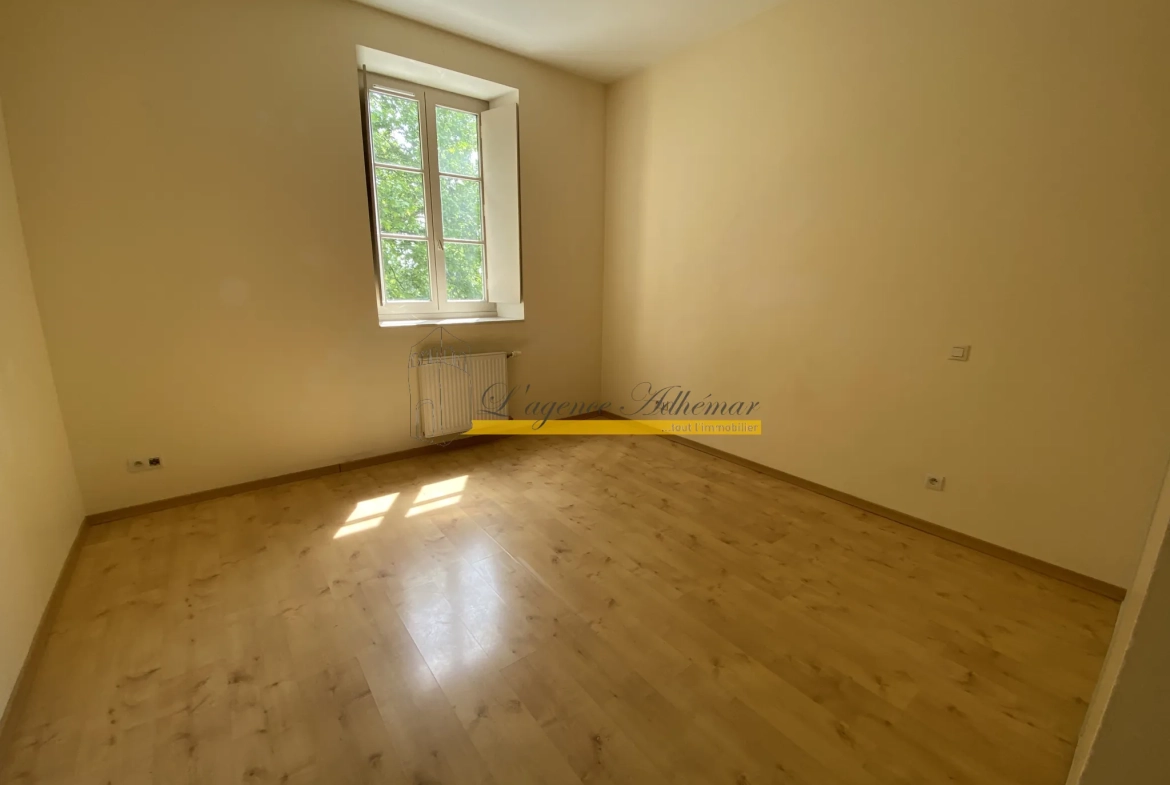 Appartement T4 à vendre avec jardin dans une minoterie rénovée à Montboucher-sur-Jabron 