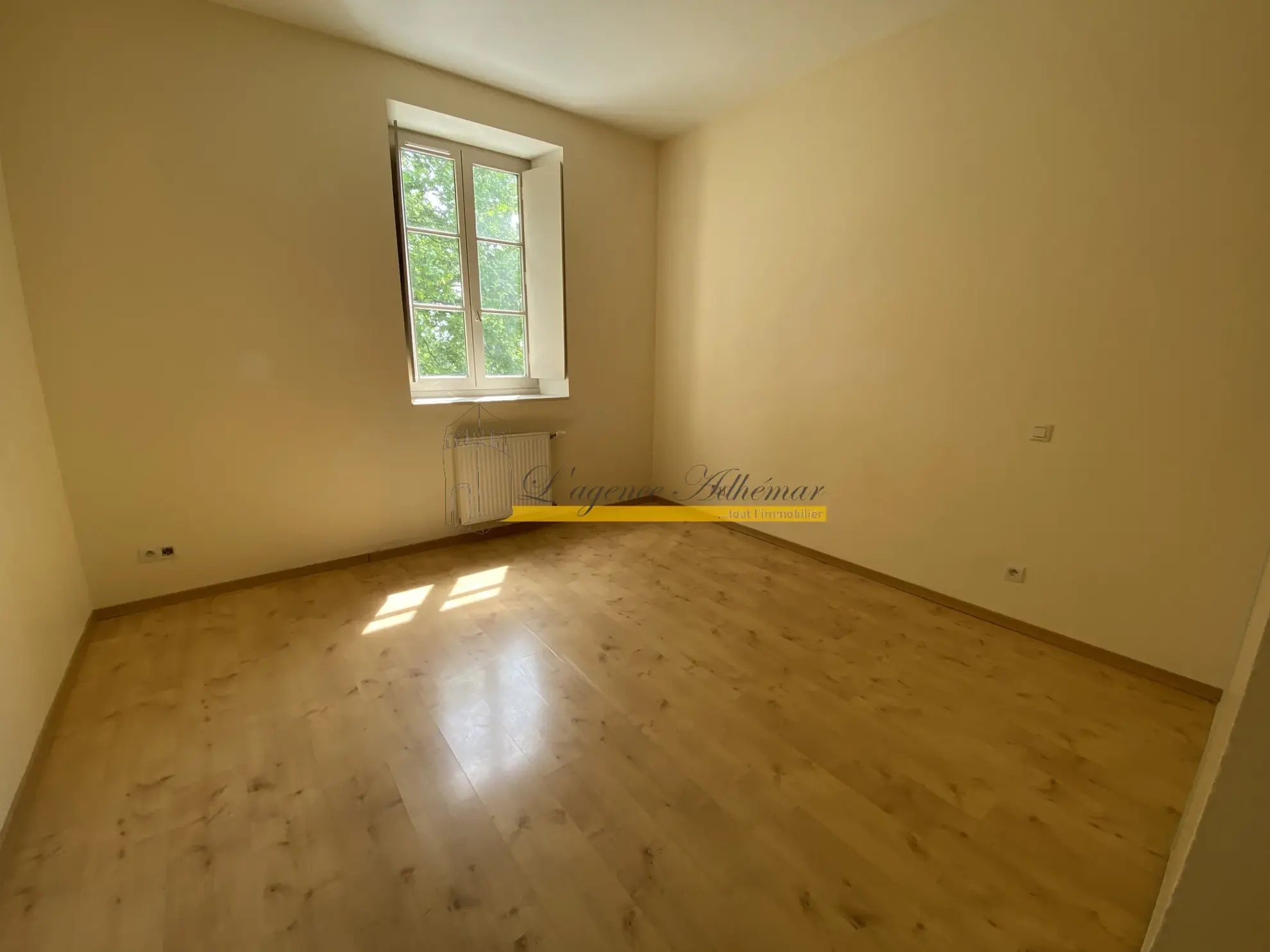 Appartement T4 à vendre avec jardin dans une minoterie rénovée à Montboucher-sur-Jabron 