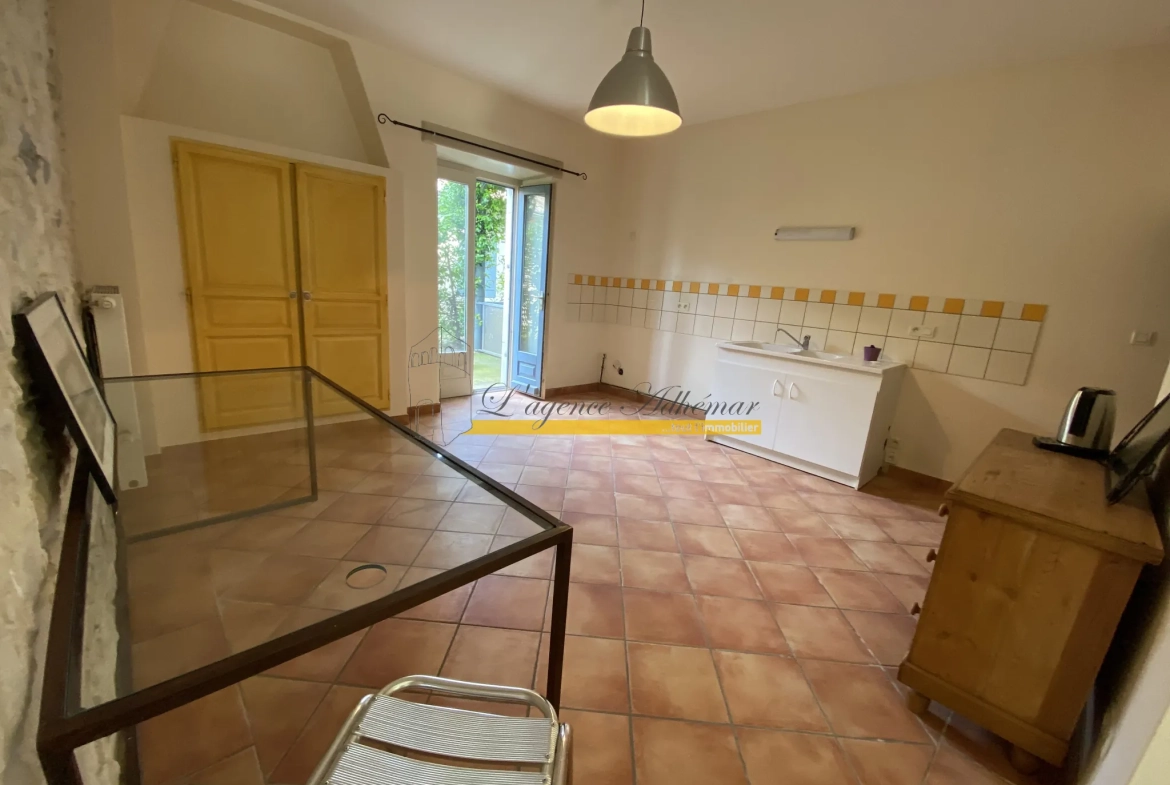 Appartement T4 à vendre avec jardin dans une minoterie rénovée à Montboucher-sur-Jabron 