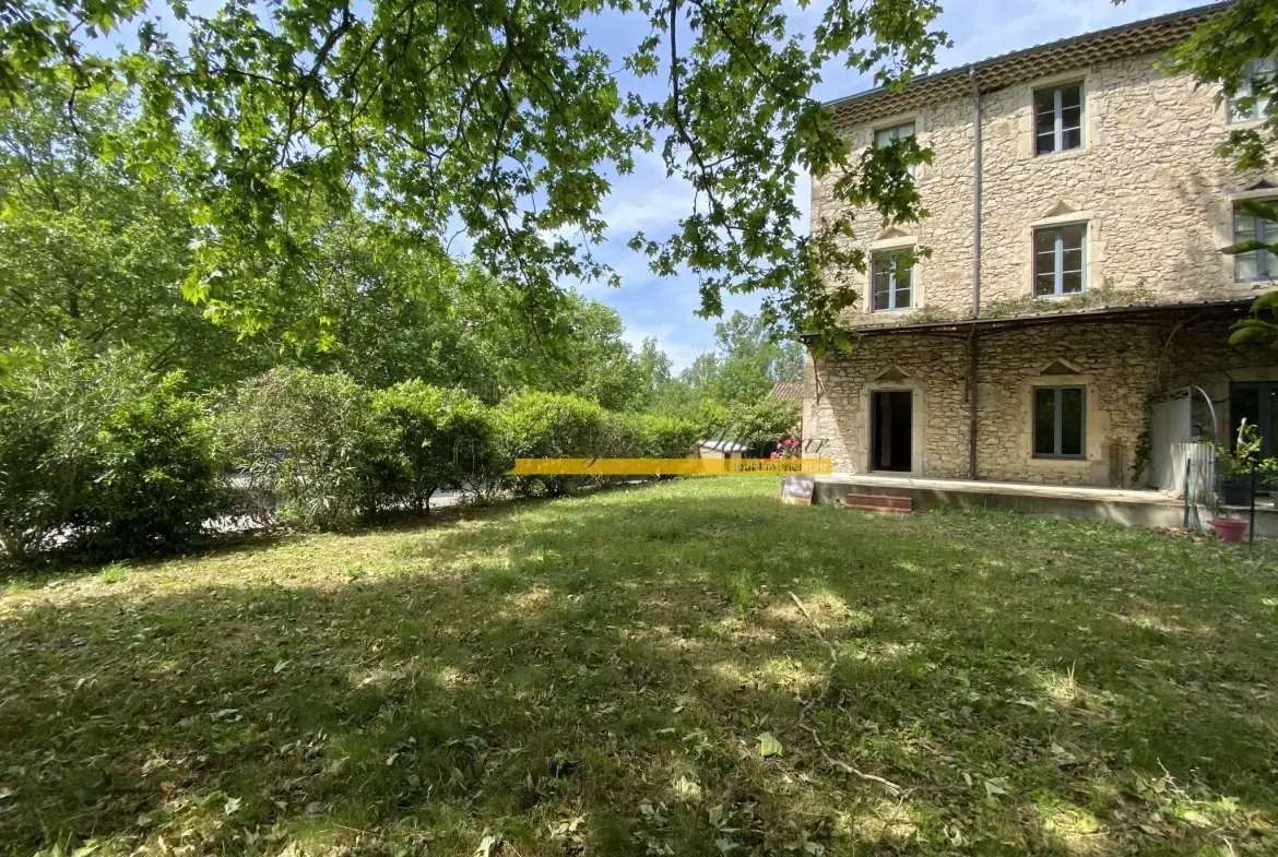 Appartement T4 à vendre avec jardin dans une minoterie rénovée à Montboucher-sur-Jabron 