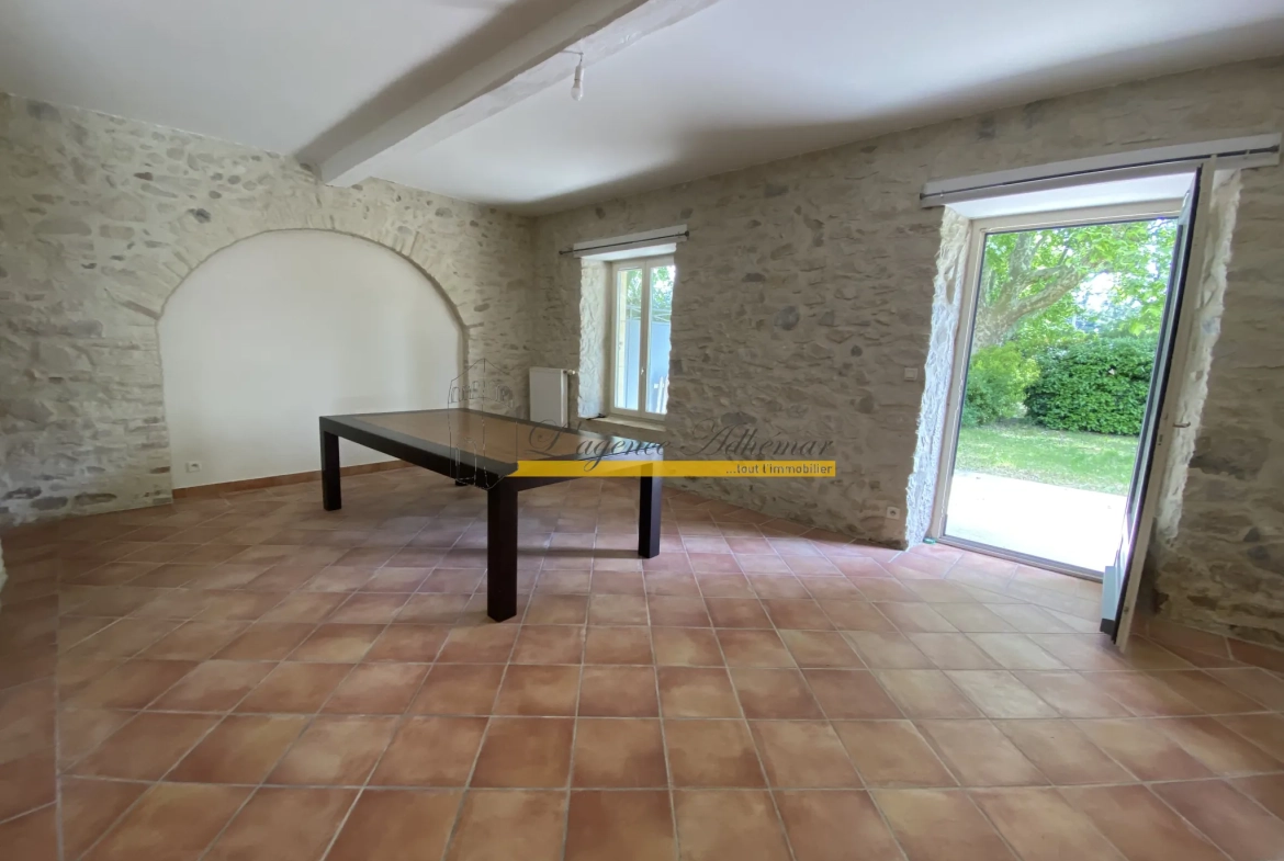 Appartement T4 à vendre avec jardin dans une minoterie rénovée à Montboucher-sur-Jabron 