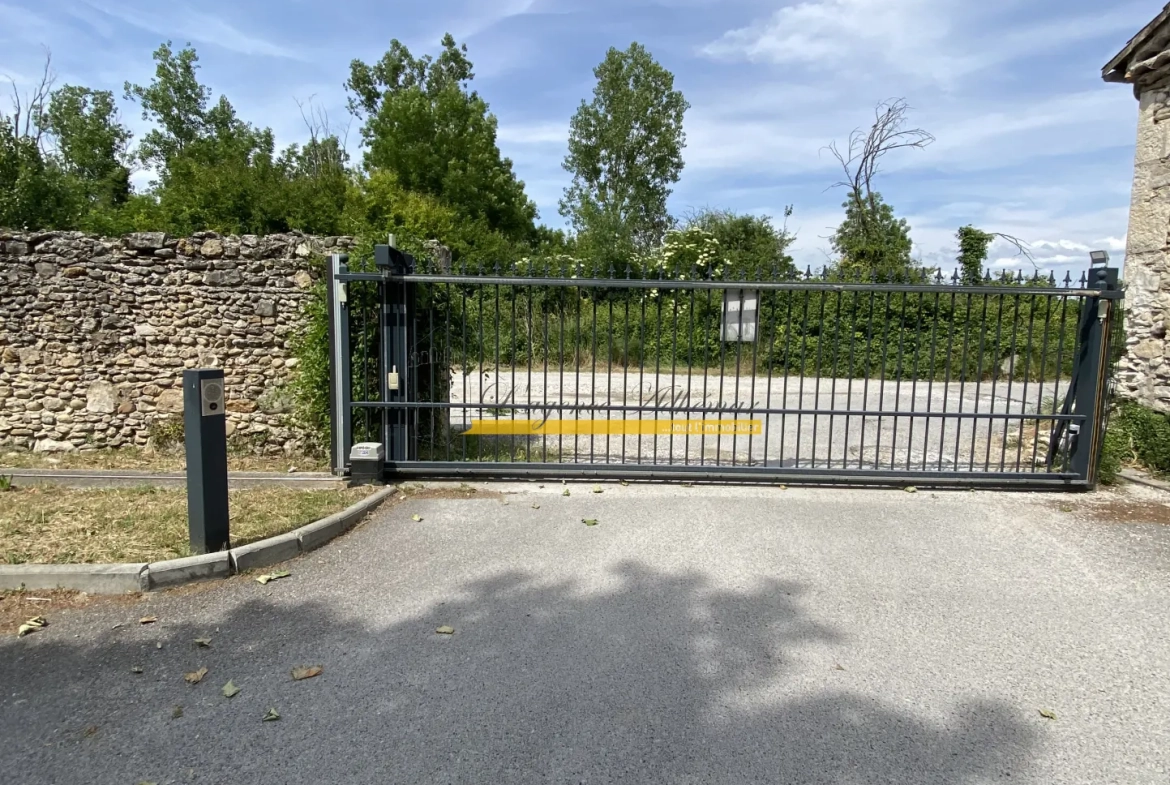 Appartement T4 à vendre avec jardin dans une minoterie rénovée à Montboucher-sur-Jabron 