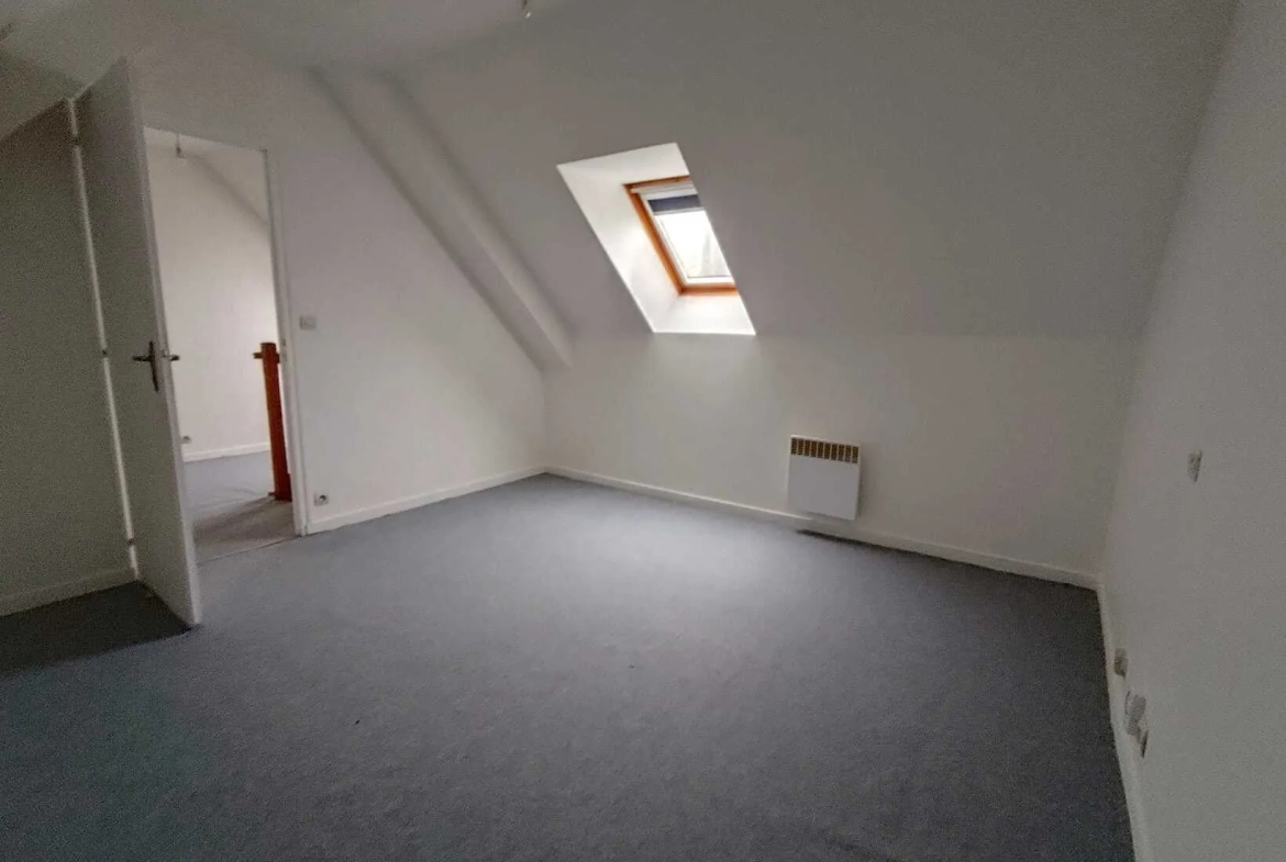 Maison lumineuse de 87 m² avec garage et terrain à 25 min d'Alençon 