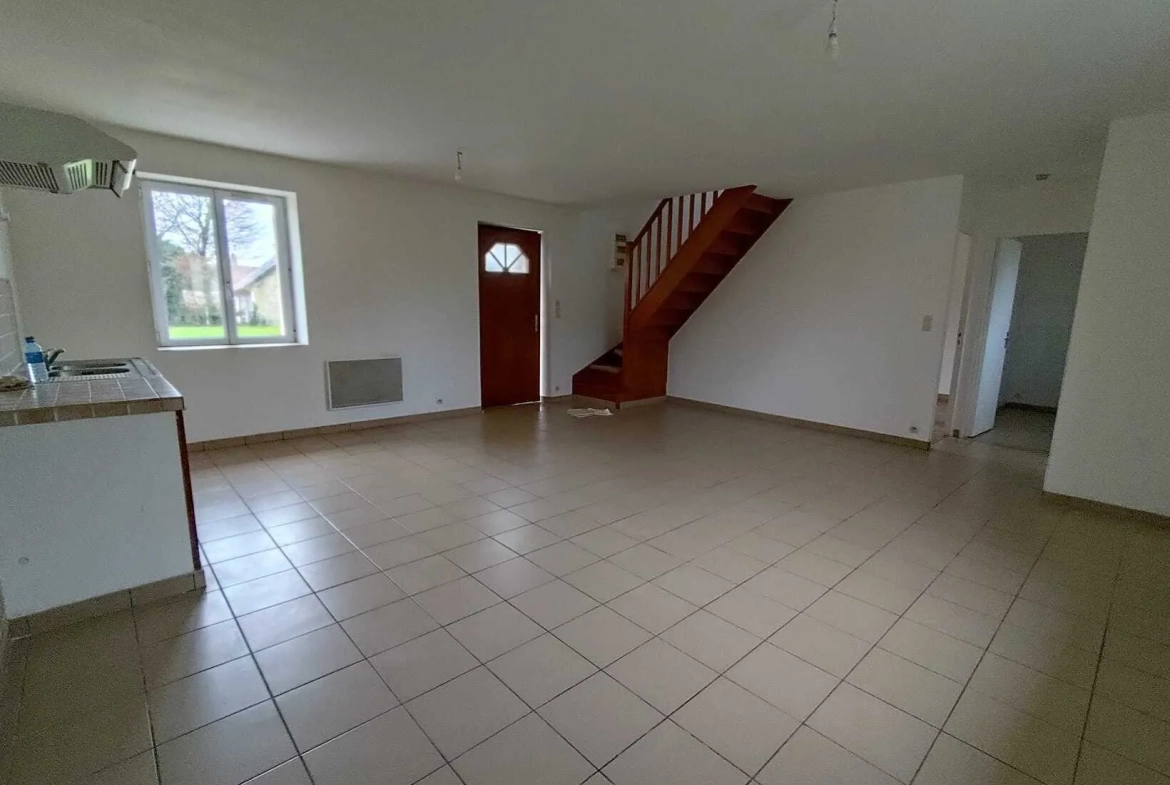 Maison lumineuse de 87 m² avec garage et terrain à 25 min d'Alençon 