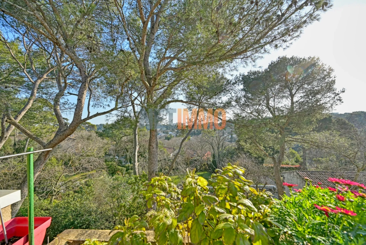 Appartement T3 avec terrasse et parking à Nîmes, résidence sécurisée, 77 m² 