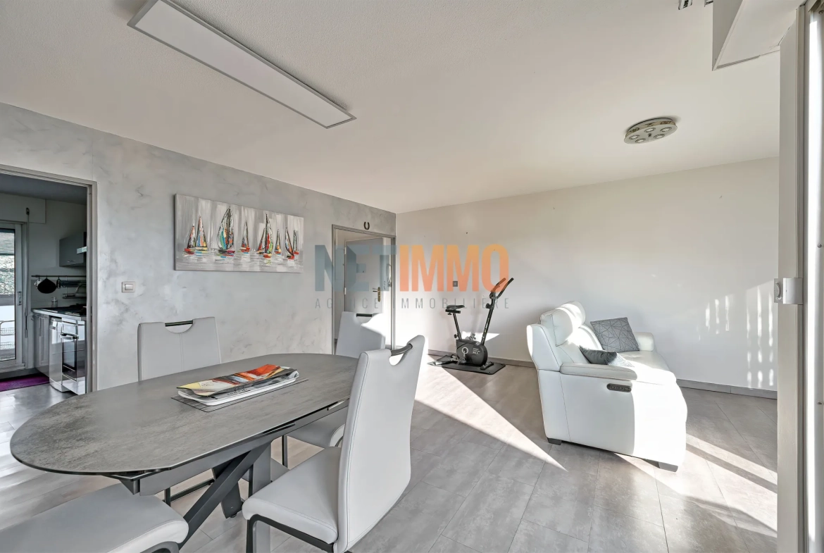 Appartement T3 avec terrasse et parking à Nîmes, résidence sécurisée, 77 m² 