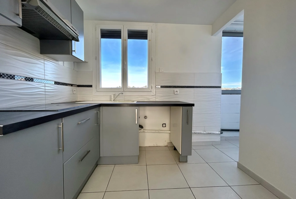 Appartement lumineux T3 de 64,92 m² avec balcon exposé sud-ouest à Marseille 