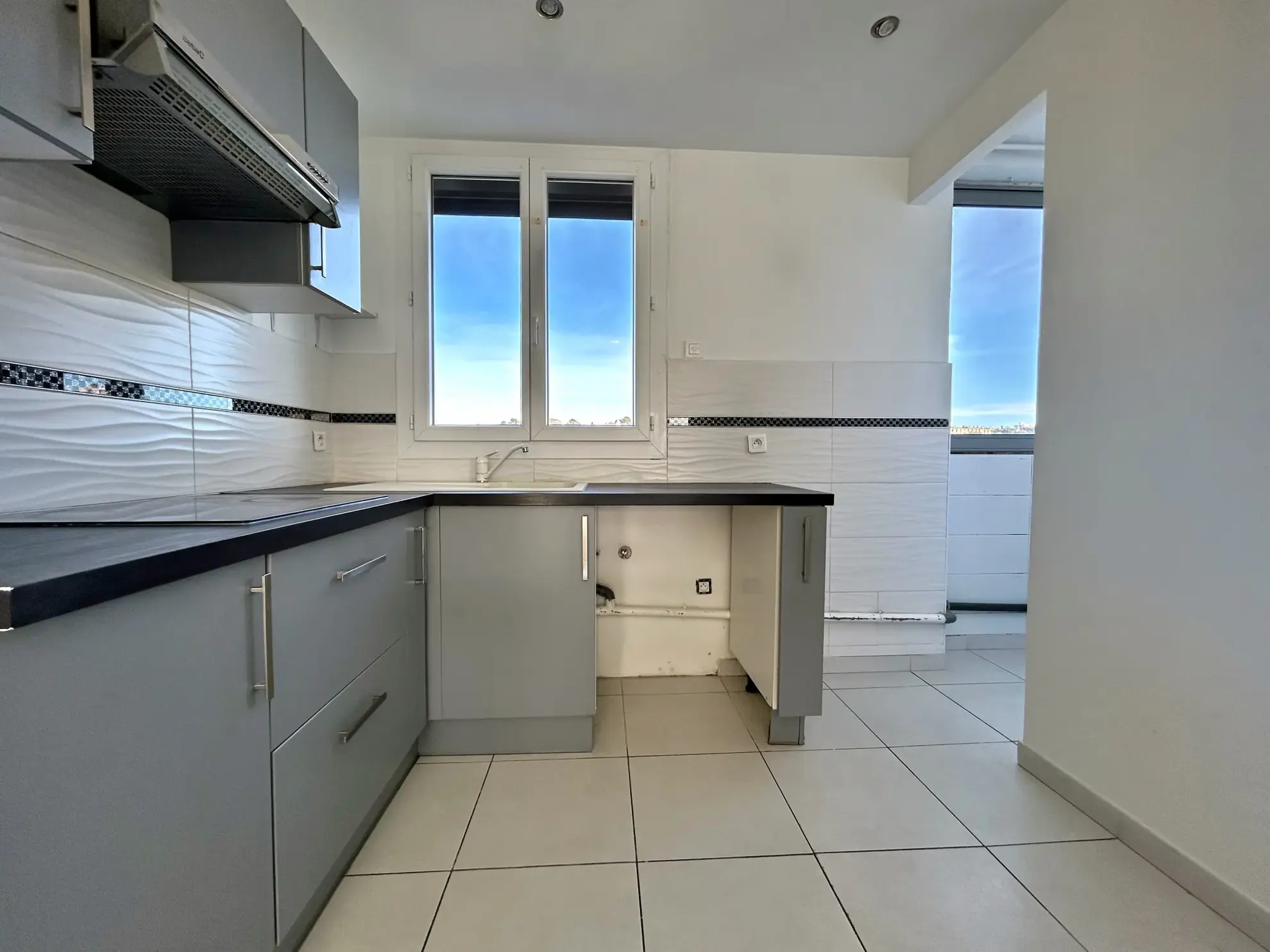 Appartement lumineux T3 de 64,92 m² avec balcon exposé sud-ouest à Marseille 
