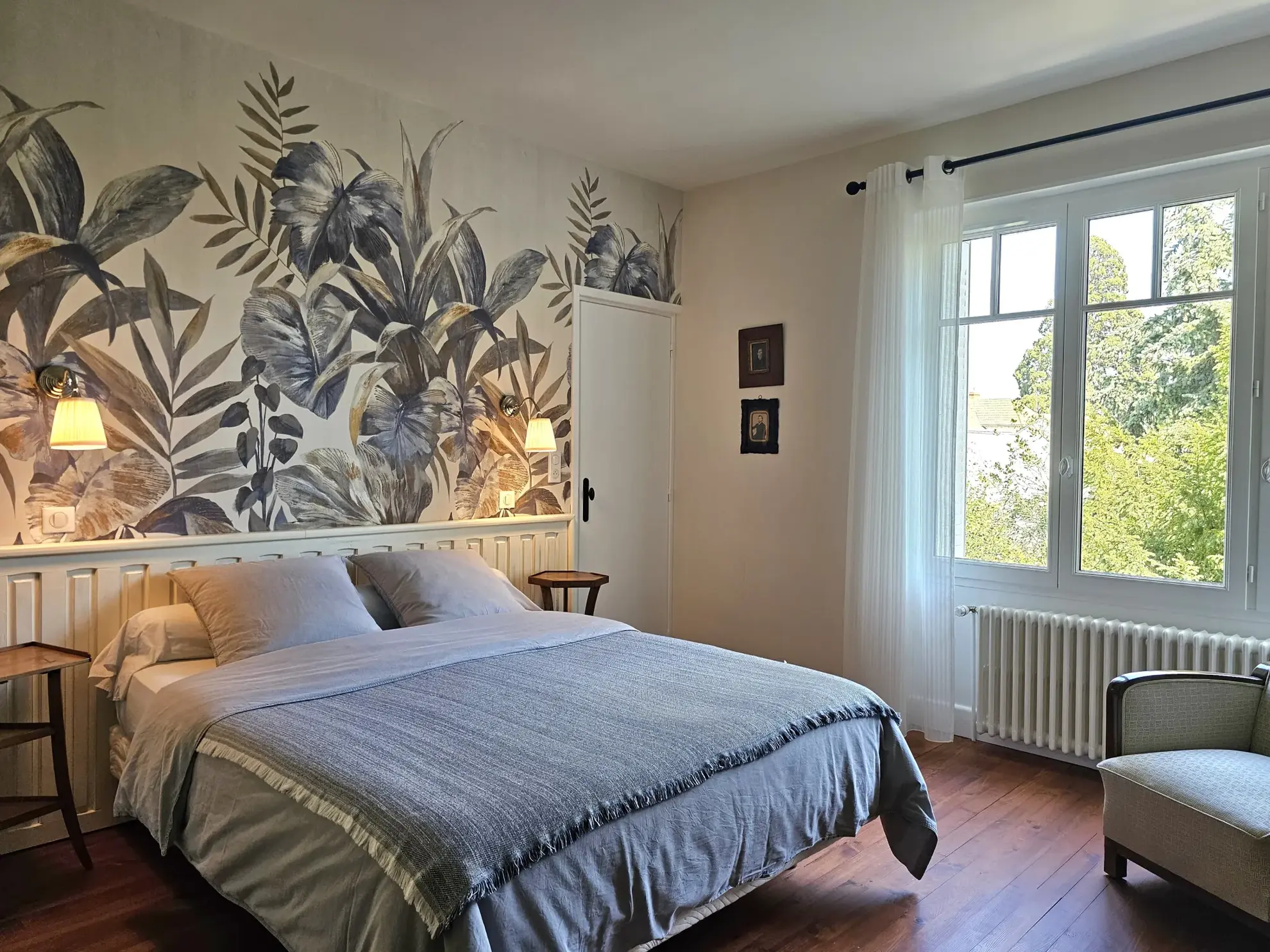Magnifique maison rénovée de 200 m² avec cour et garage à Gannat 