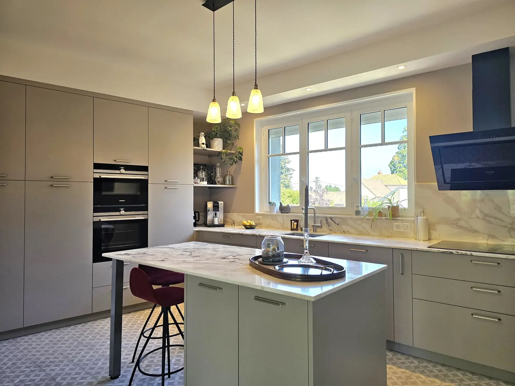 Magnifique maison rénovée de 200 m² avec cour et garage à Gannat 