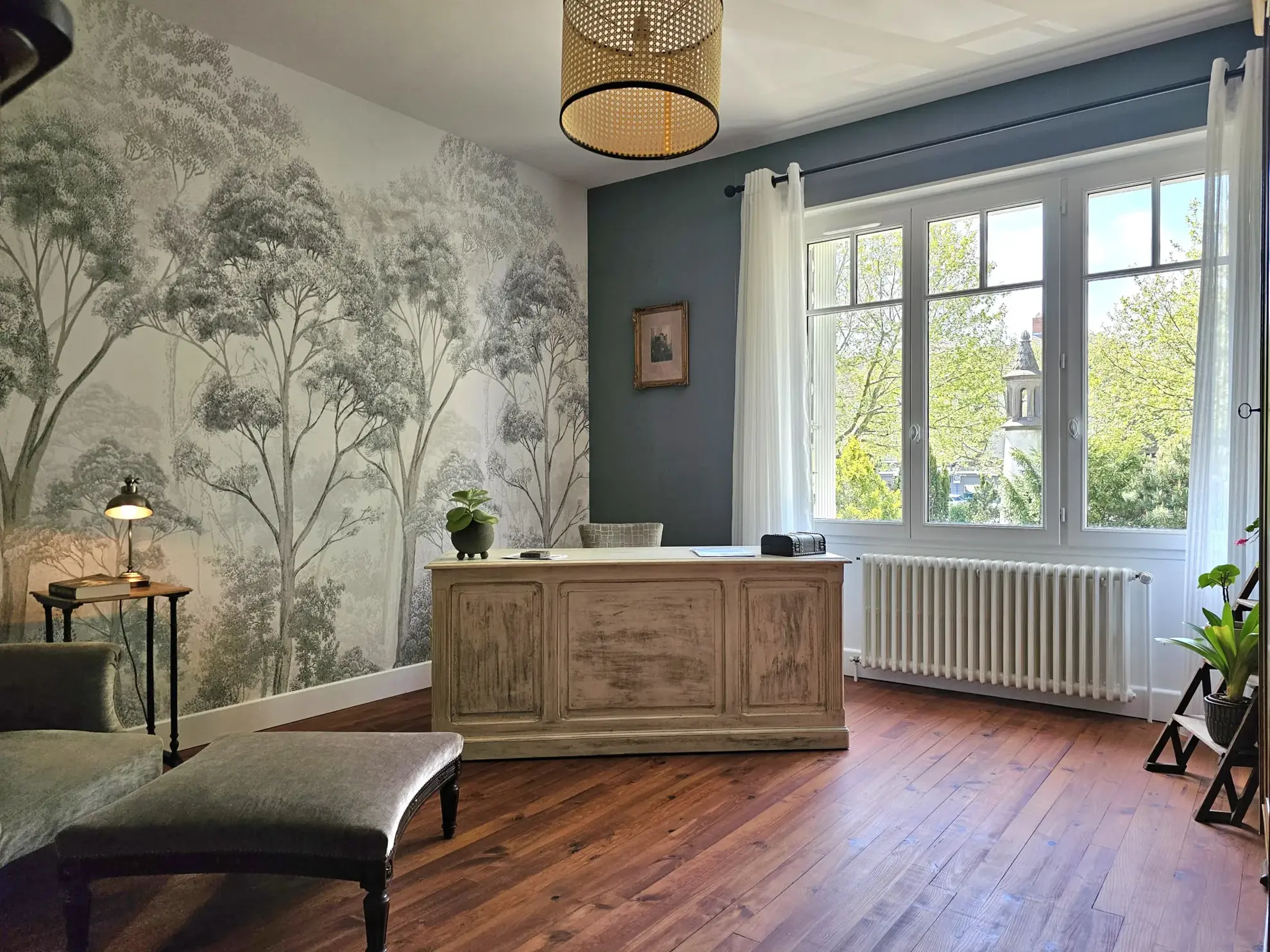 Magnifique maison rénovée de 200 m² avec cour et garage à Gannat 