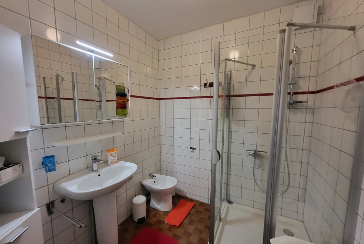 Charmant pavillon avec jardin et vue lac à Miremont - 94 m² 