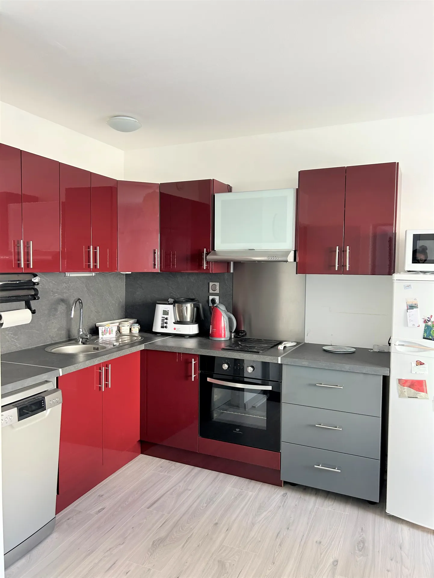 Appartement à vendre à St Hilaire de Riez près de la plage avec parking et balcon 