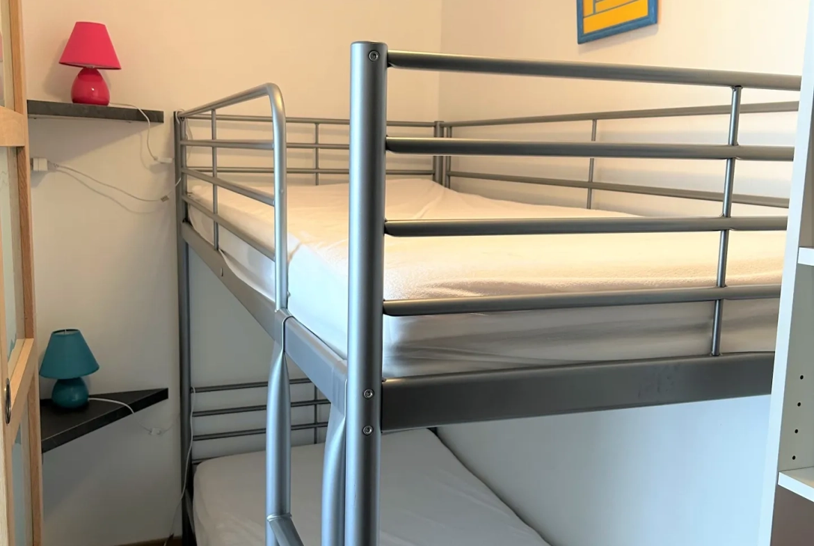 Appartement à vendre à St Hilaire de Riez près de la plage avec parking et balcon 