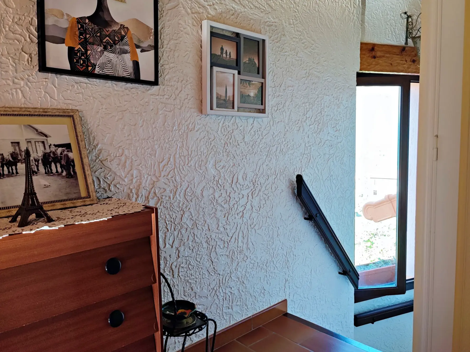 Maison de village à Belvédère de 82 m² avec studio, vue dégagée et terrain 