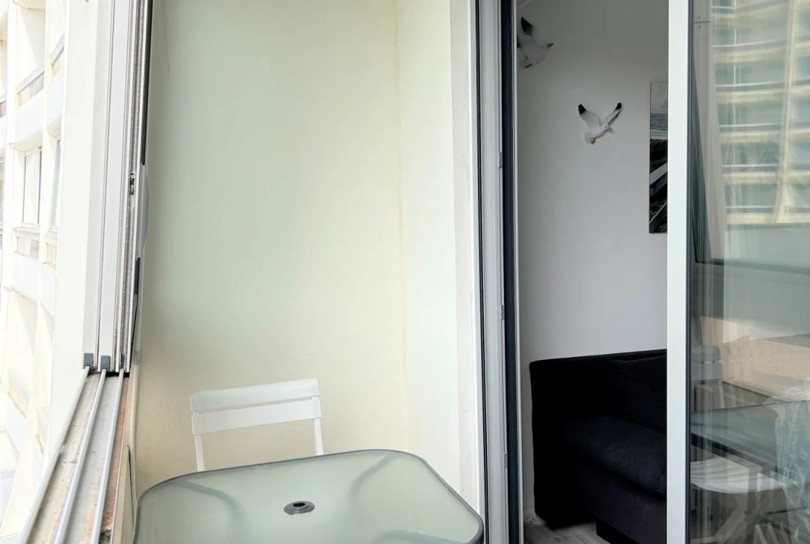 Appartement à vendre à St Hilaire de Riez près de la plage avec parking et balcon 
