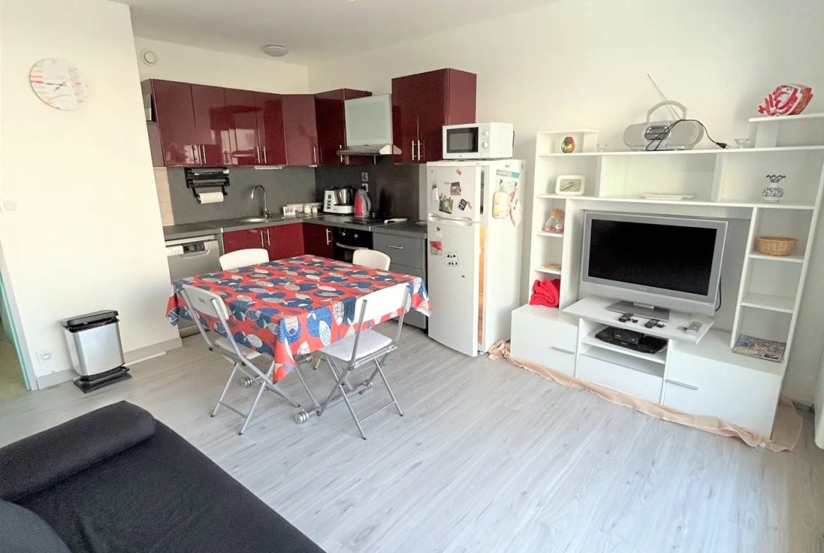 Appartement à vendre à St Hilaire de Riez près de la plage avec parking et balcon 
