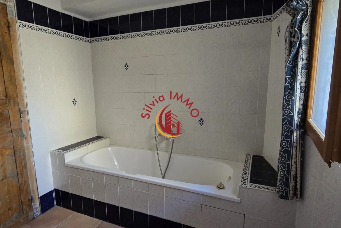 Maison de village à rénover à Cassagnes (66720) – Charmante opportunité 