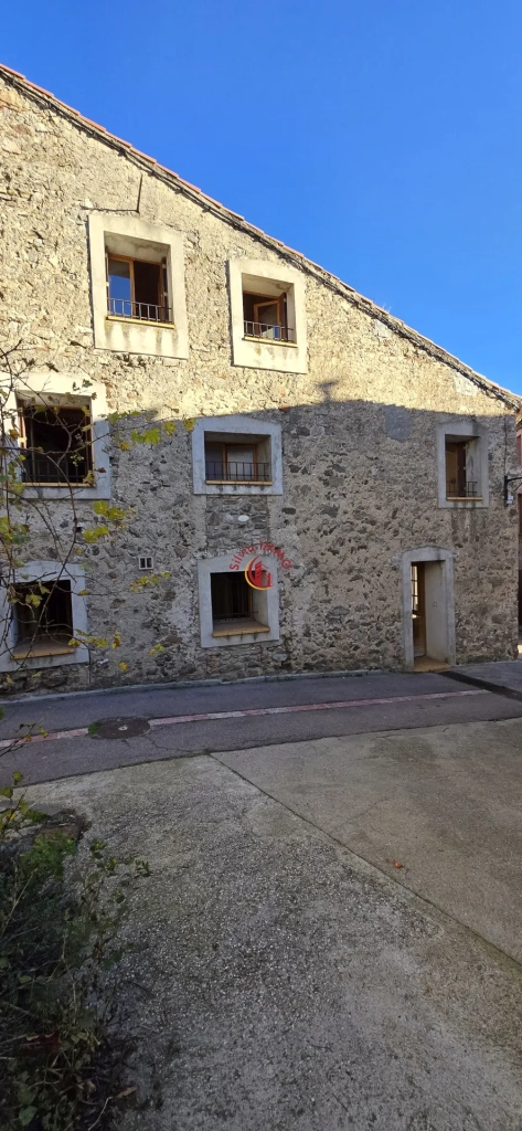 Maison de village à rénover à Cassagnes (66720) – Charmante opportunité