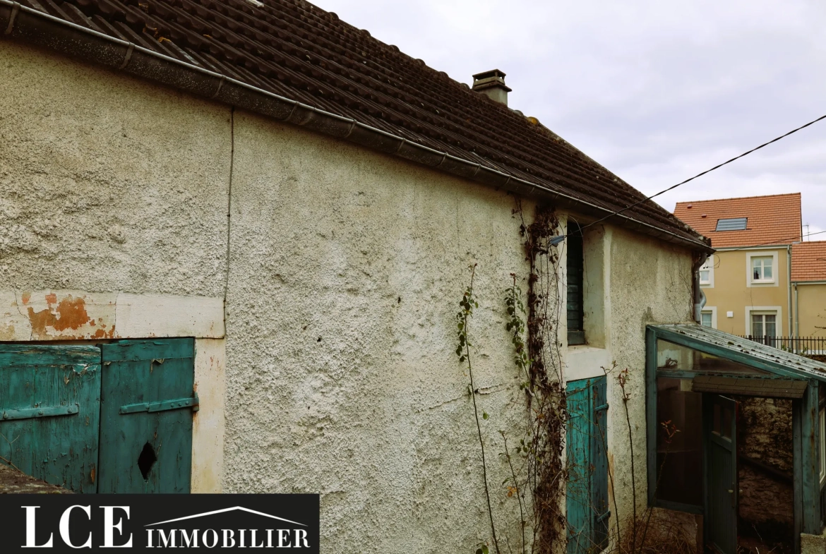 Maison 3 pièces à Saintry-sur-Seine avec fort potentiel de rénovation 