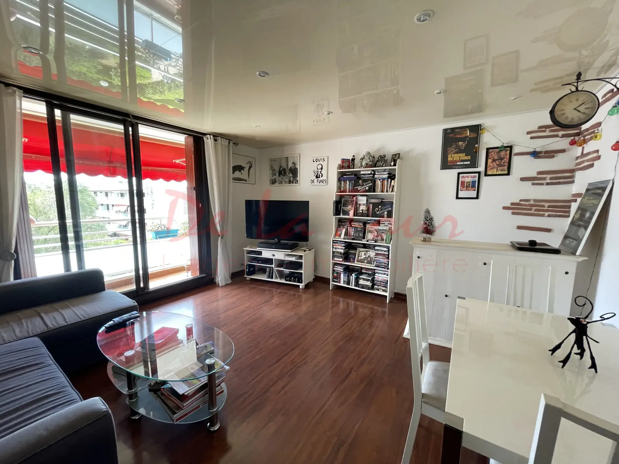 Appartement T3 avec garage, cave, piscine et court de tennis à Saint-Julien (13012) 