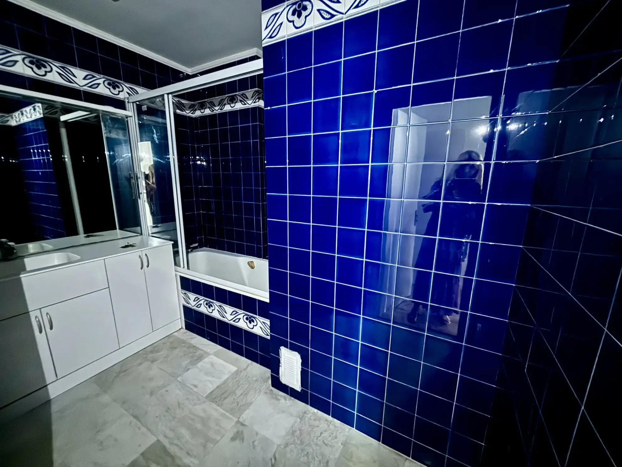 Appartement T2 avec loggia et parking à Le Chesnay, calme et proche des commerces 