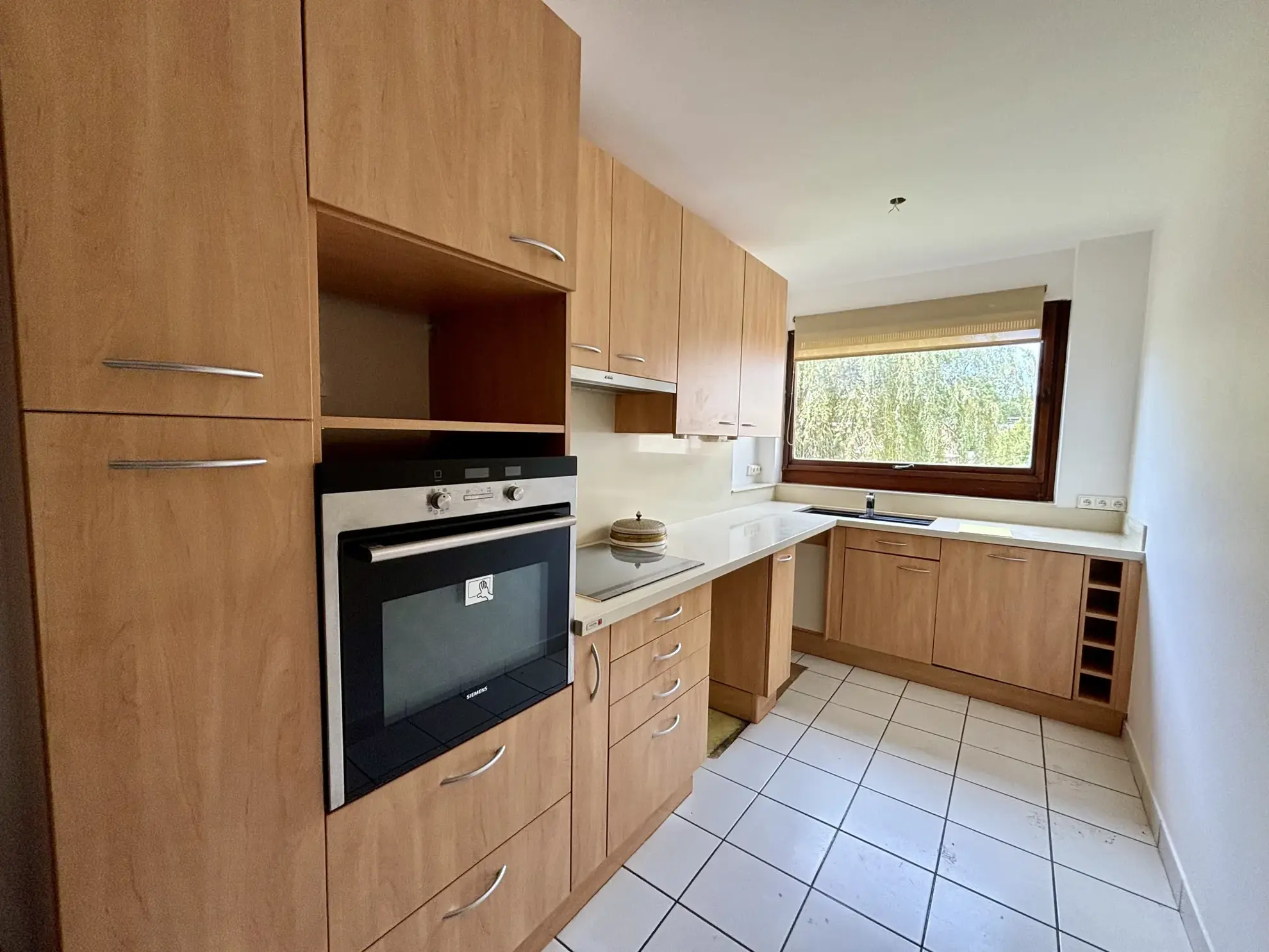 Appartement T2 avec loggia et parking à Le Chesnay, calme et proche des commerces 