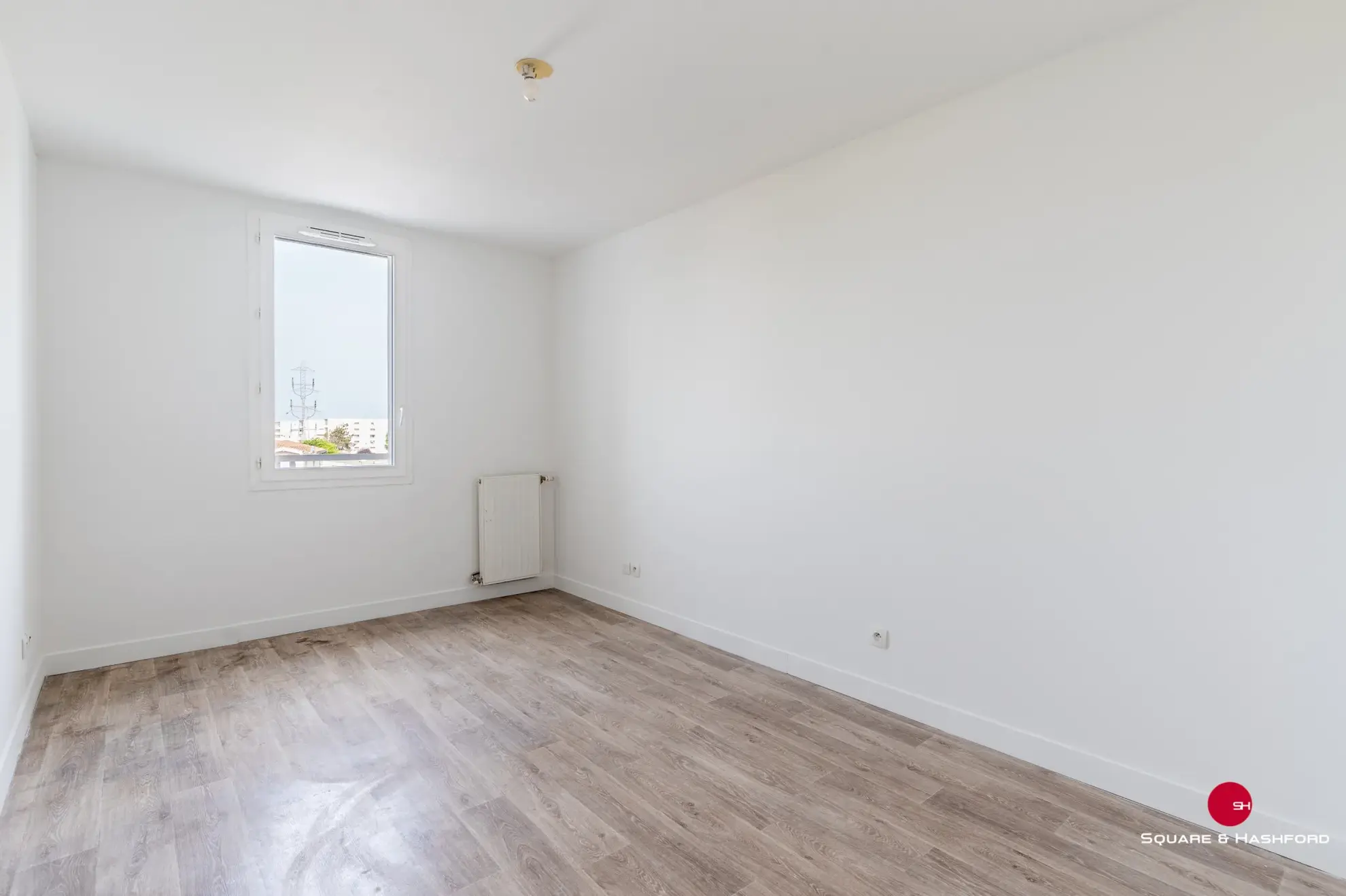 Appartement T3 avec terrasse et parking à Cenon Centre 